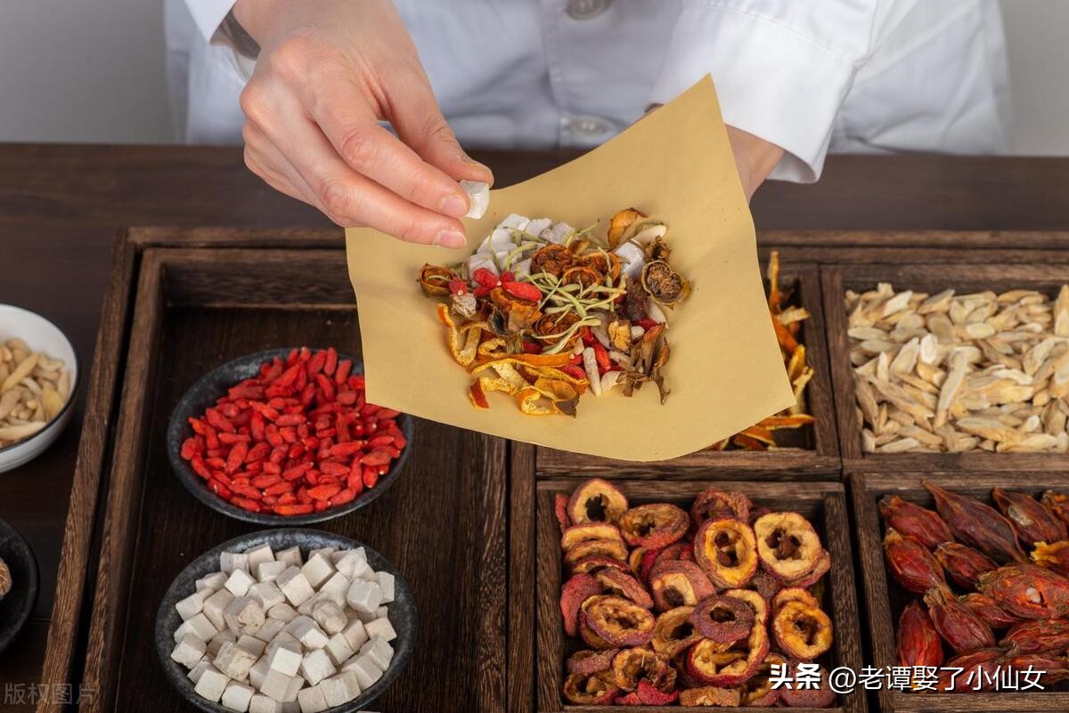 高三想要走专科的选什么专业好,大专分数够选什么专业比较有前途