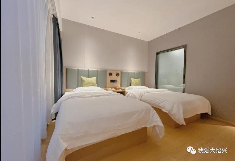 绍兴一酒店卫生间为透明玻璃,一家长投诉:导致女儿洗澡隐私暴露