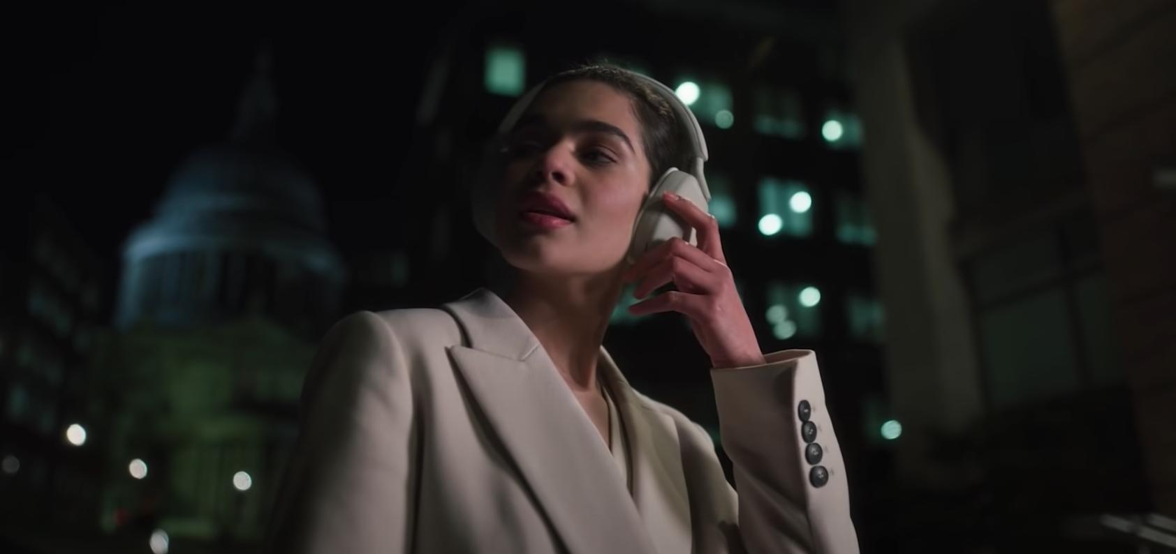 索尼头戴式降噪耳机wh-1000xm5,苹果耳机airpodspro2和索尼wh-1000xm5