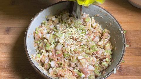 用圆白菜包肉馅做法大全,用圆白菜做菜包