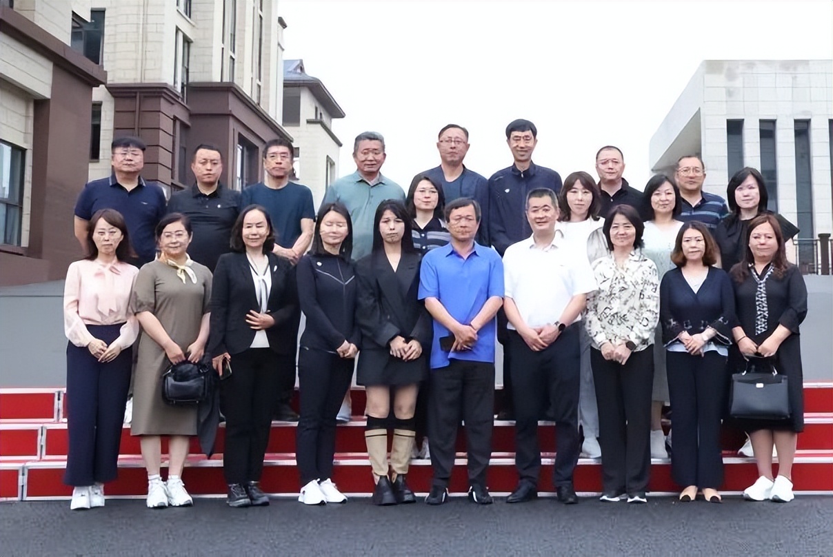 校际交流促发展携手并进谱新篇,携手教研促发展交流互动共提升