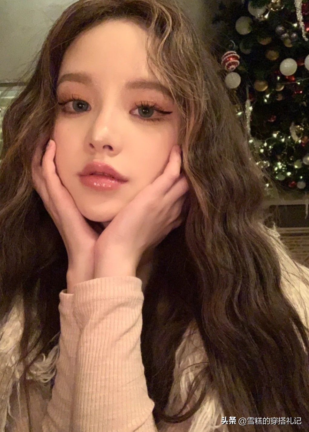 上尖下宽小脸脸型适合什么发型,脸型长的方圆脸适合什么发型