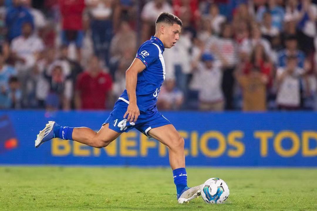 阿根廷足球天才小将,阿根廷天才小将梅西