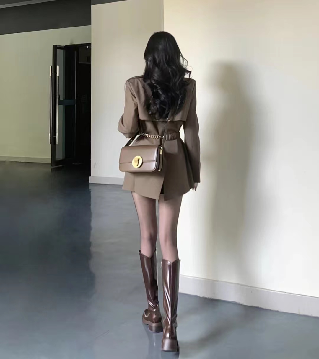 这45套棕色长筒靴穿搭太高级了，显高显瘦显腿长