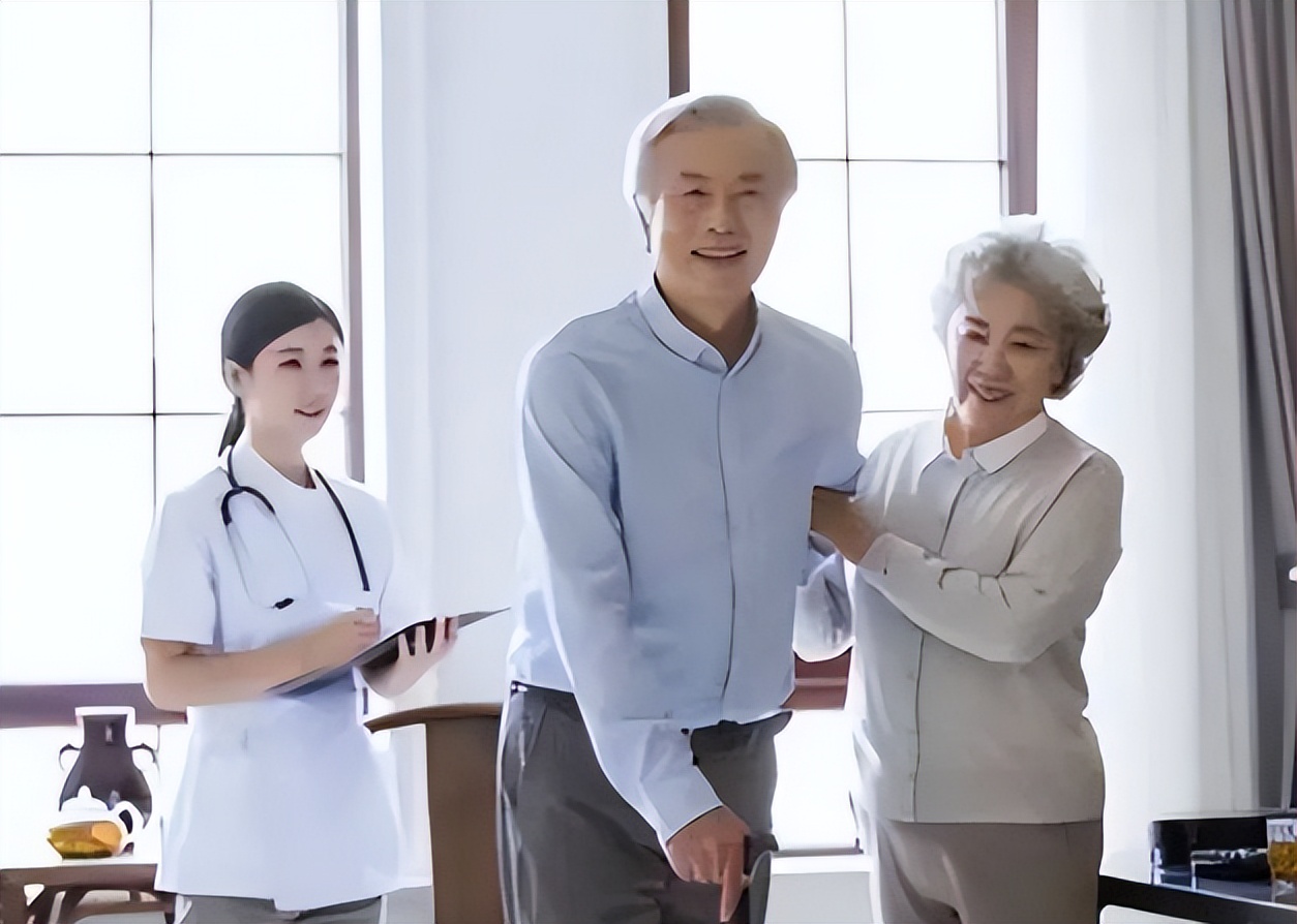 老人被劝买保健品子女应该怎么办,老人拒绝购买保健品被骂