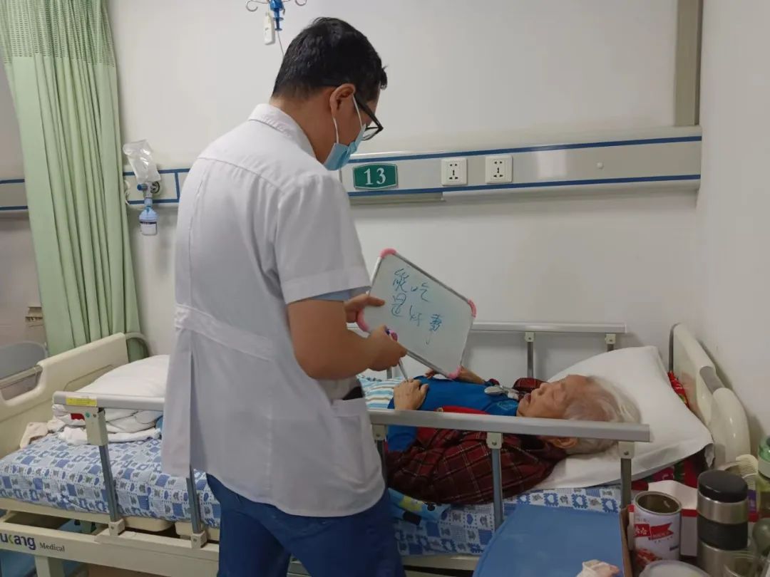 一间温暖的小店遇见温暖的你们,遇到温暖的人传递温暖