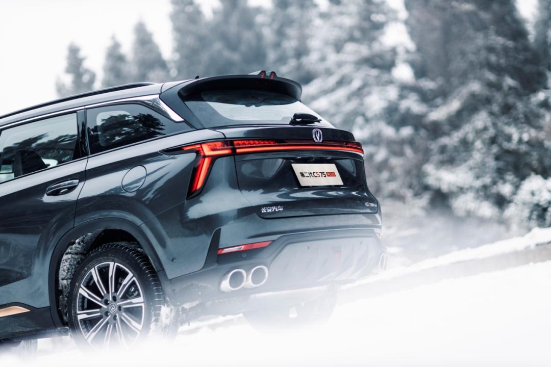 静态体验第二代长安cs75plus,第二代长安cs75plus符合你的气质