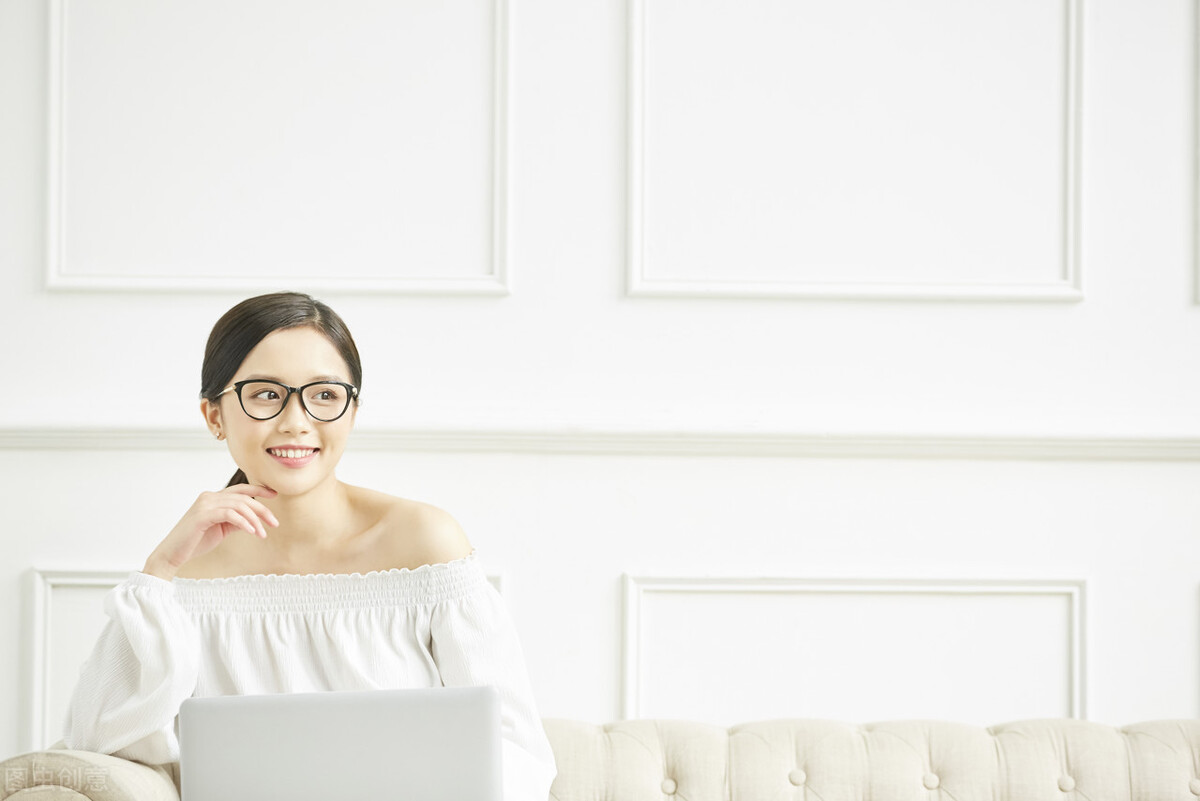 表妹买电脑,女大学生要不要买电脑