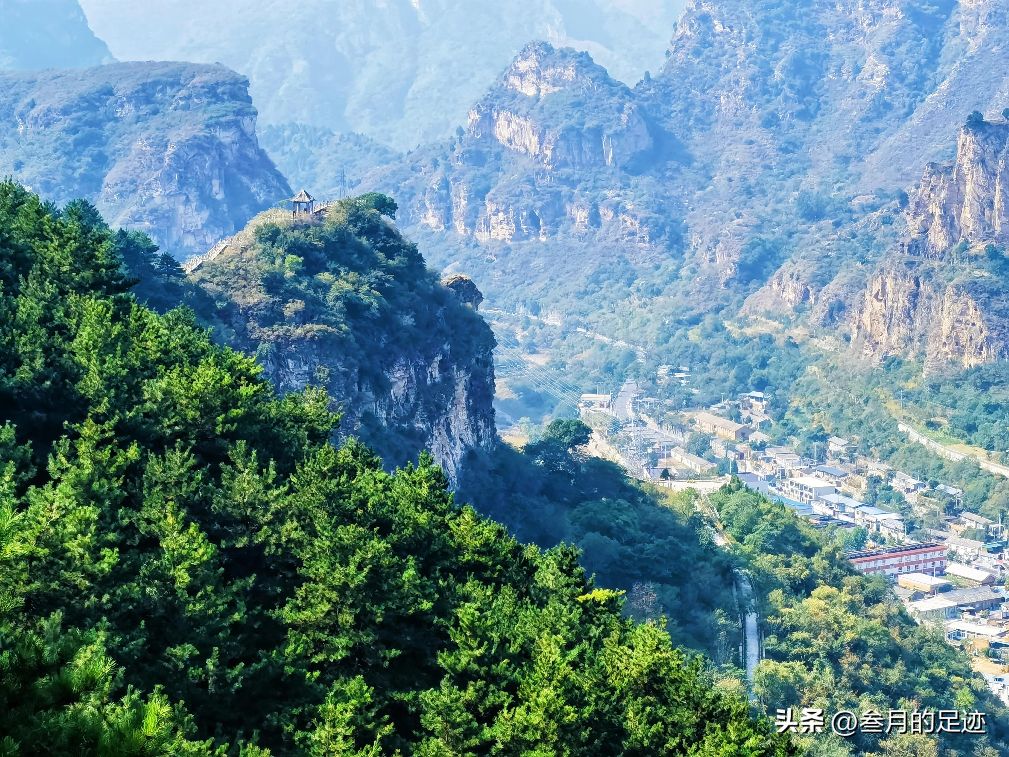 房山红叶最佳地点木栈道,北京房山森林游玩地方推荐