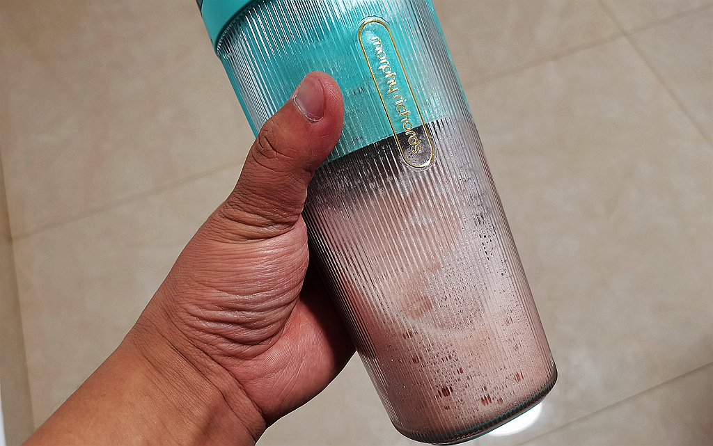 老款摩飞便携榨汁杯首次使用,摩飞便携榨汁杯榨什么口味好喝