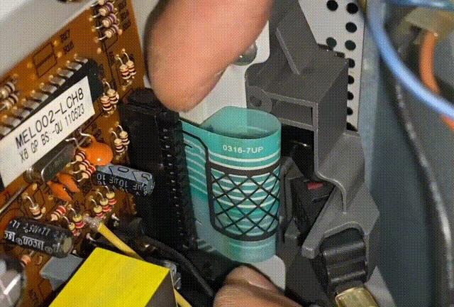 美的微波炉按键失灵是什么原因,lg微波炉全部按键失灵怎么修