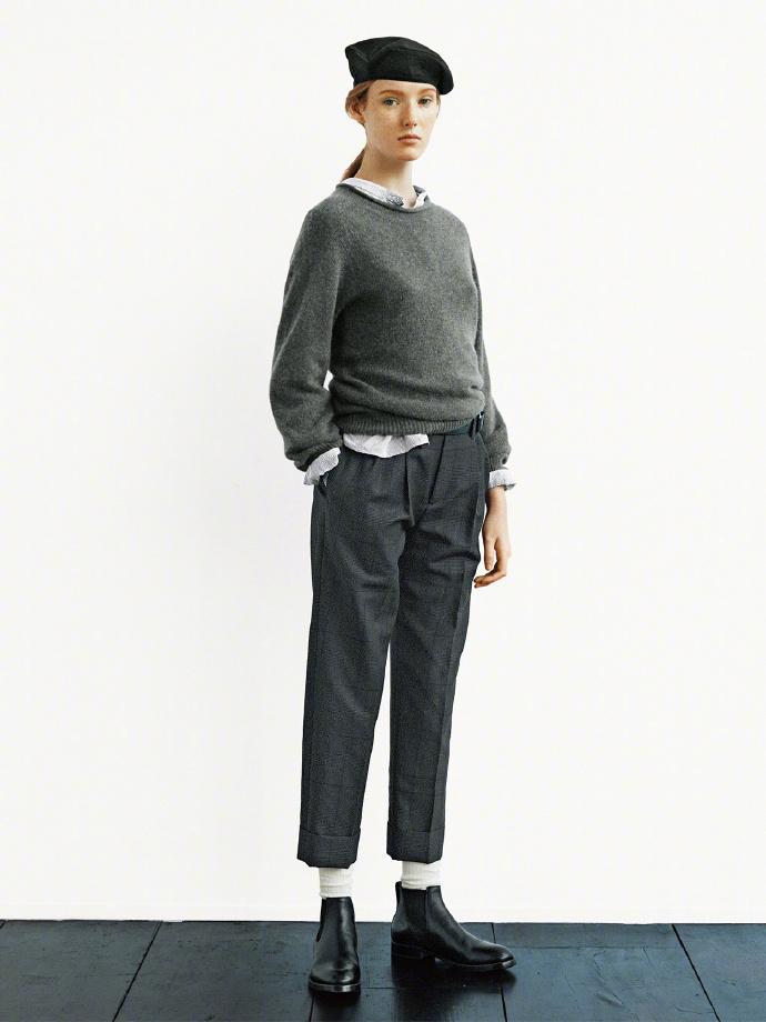 白卫衣叠穿什么衬衣好看,牛仔衬衣单穿叠穿都好看