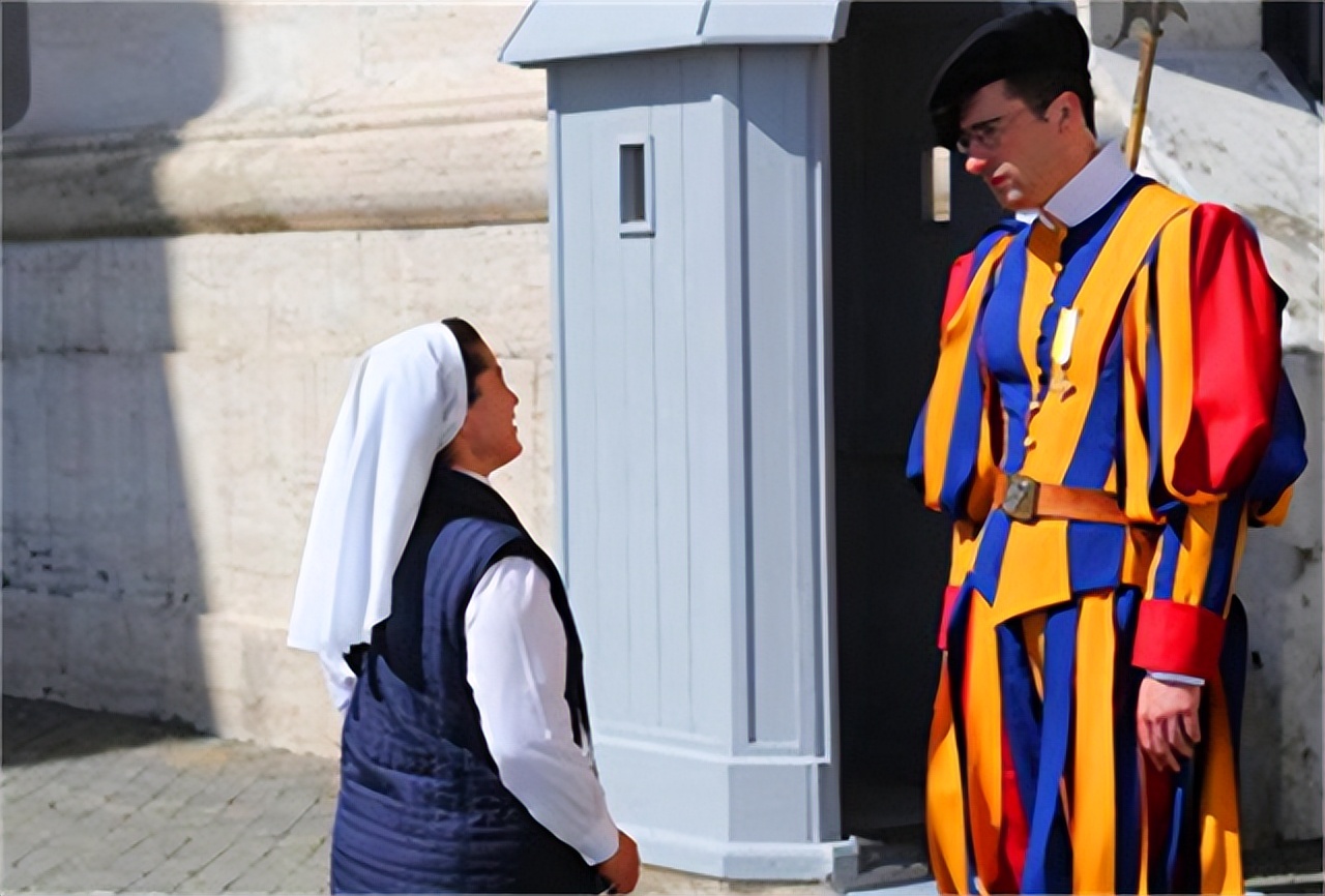 梵蒂冈0.44平方公里的面积多大,梵蒂冈没有和哪些国家建交