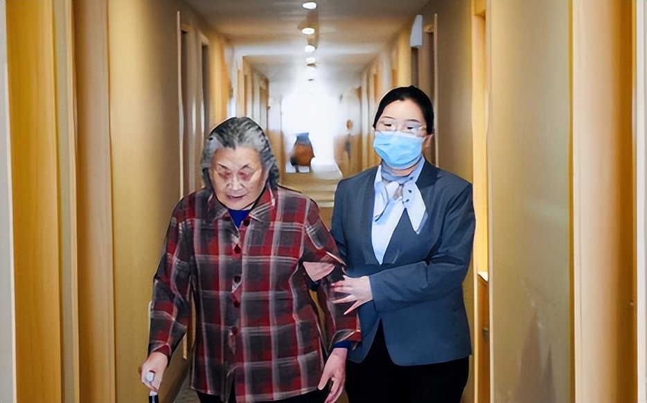 90岁老人在酒店养老,西安最好的养老院多少钱一个月