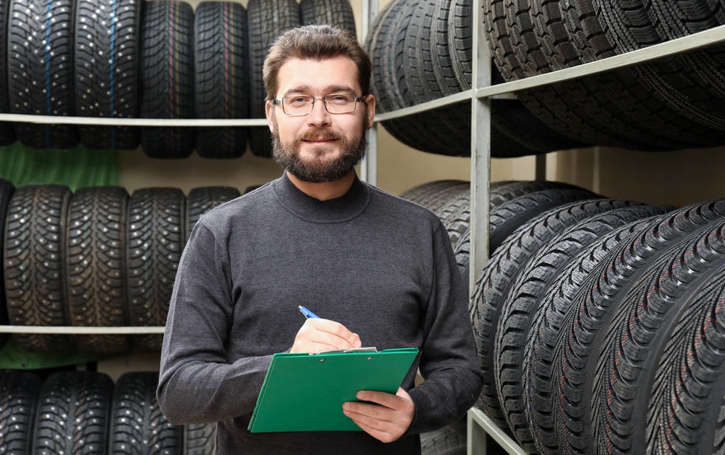 销售怎么破冰让客户使用产品,如何在营销过程中和客户拉近距离