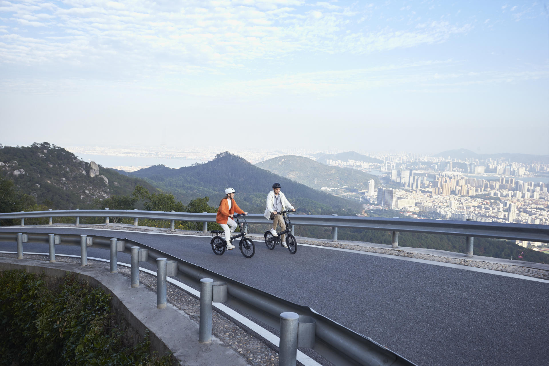 米家骑记电助力折叠电动车视频,小米米家骑记电助力折叠自行车