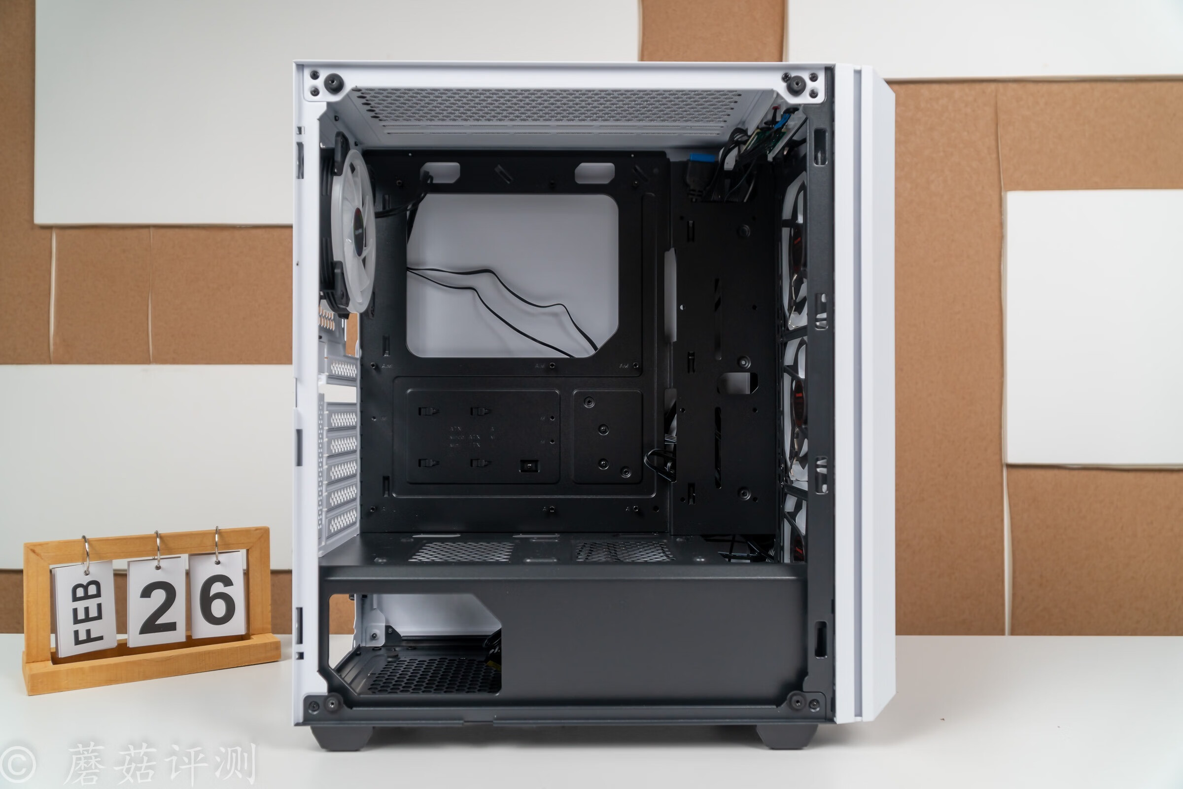 攒了好久的钱终于派上了用场,攒了很久的钱换电脑