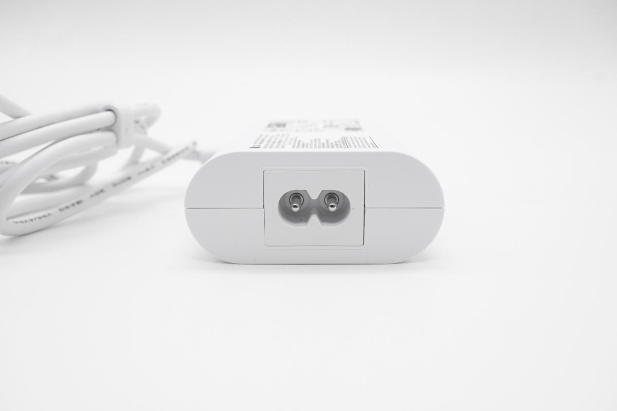 笔记本充电器45w和65w哪个好,笔记本65w充电器和手机65w一样吗