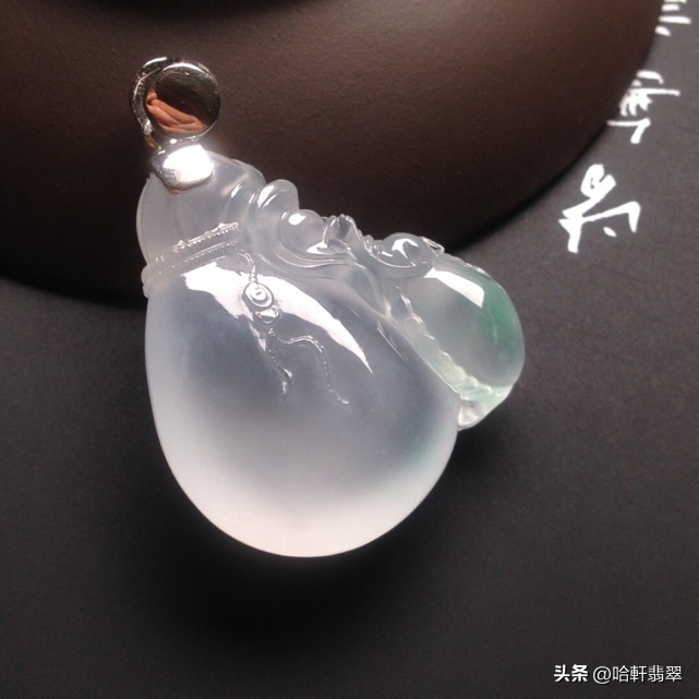 办公室翡翠摆件效果图,适合办公室摆放的翡翠摆件