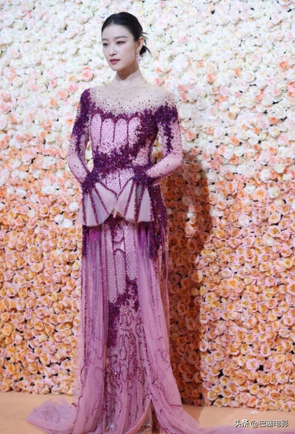 刘亦菲变胖后的走红毯,刘亦菲翻车红毯造型