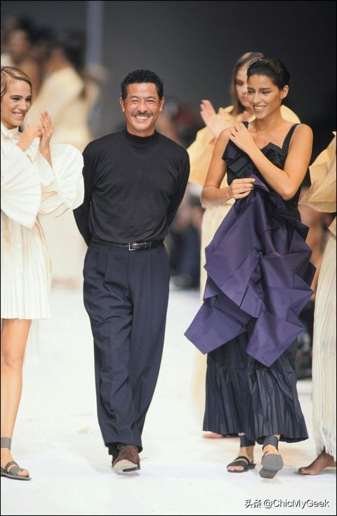 三宅一生是传奇,乔布斯三宅一生黑色上衣从哪买