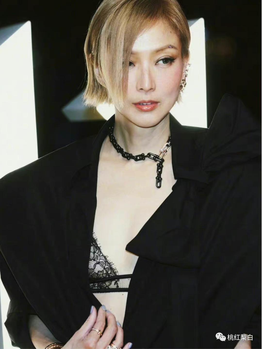 郑秀文陪跑七次终获金像奖影后,郑秀文大红大紫