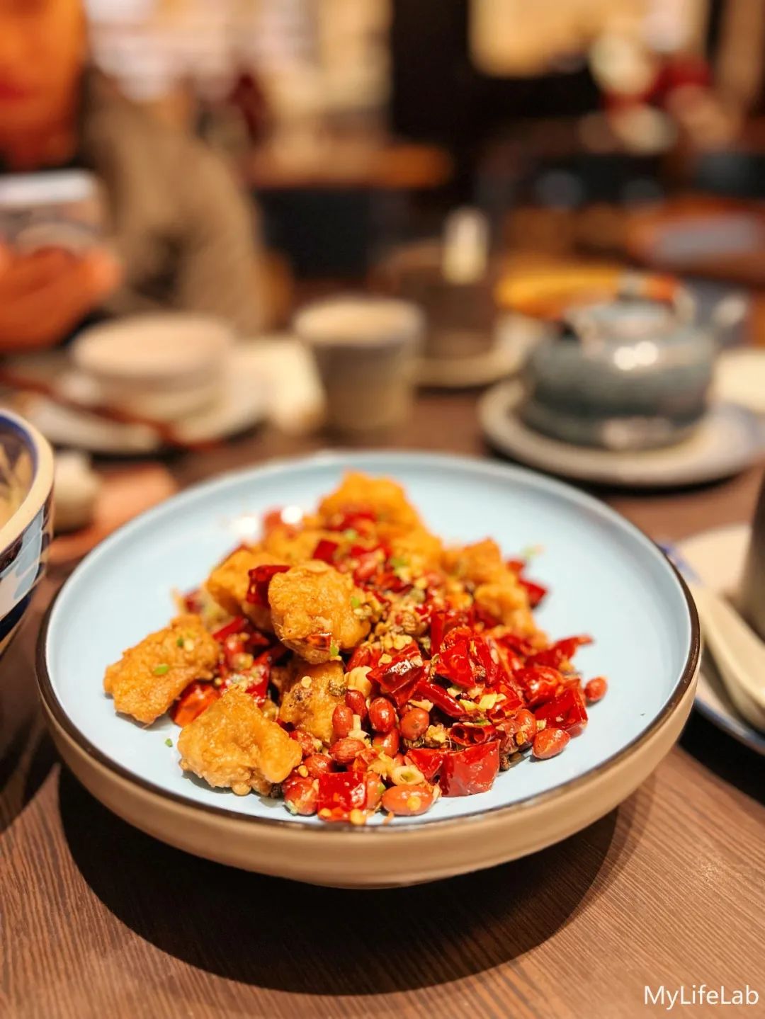 在3000+一晚的酒店吃泡面，澳门半日游耗尽电量...这个春节不一般