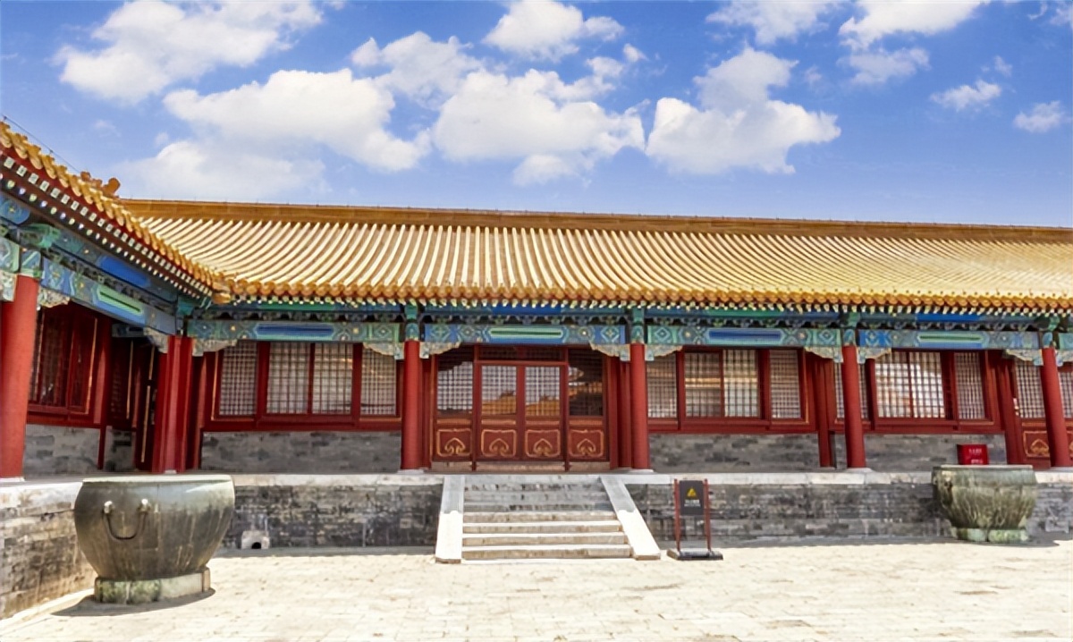 为啥说清朝是唯一一个没有出昏君的朝代？