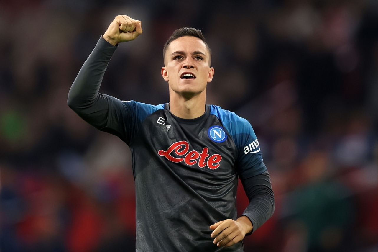 那不勒斯破门1比1,那不勒斯五球大胜