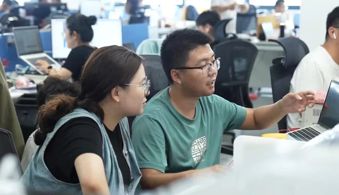 7万平米，1400名研发人员，这栋总部大楼到底有多牛？