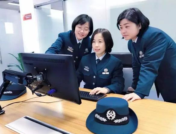 军队文职为什么不建议考,为什么部队文职这么热门