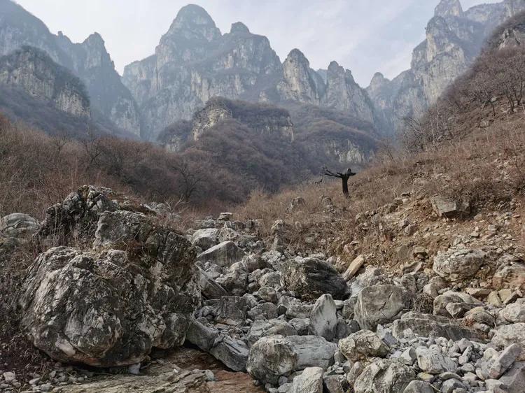 绝壁大梯白云寺,徒步白云寺