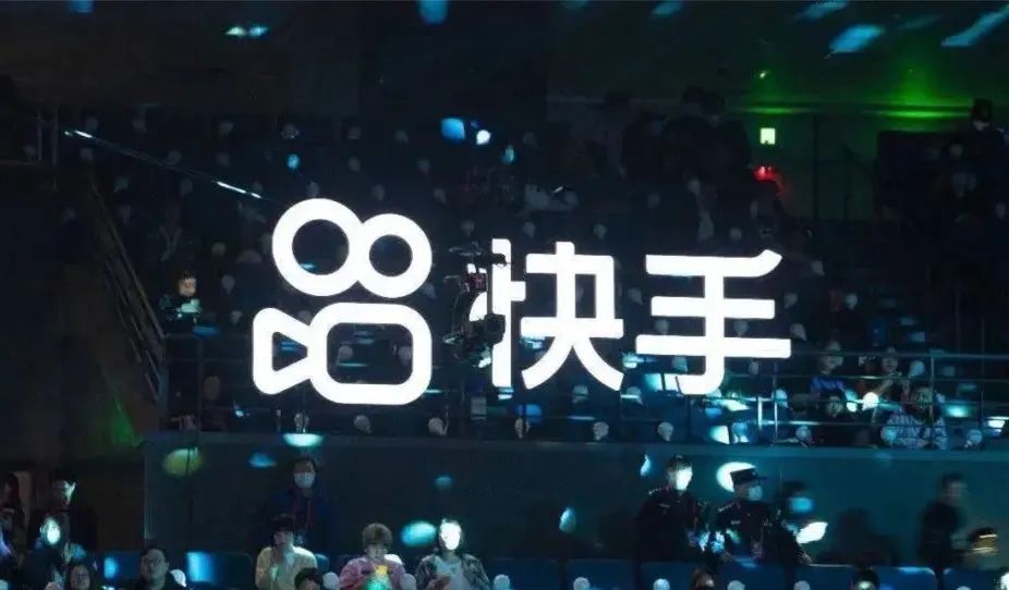 鸿星尔克再捐1亿元款物；斯凯奇二季度收入创历史新高｜行业热点