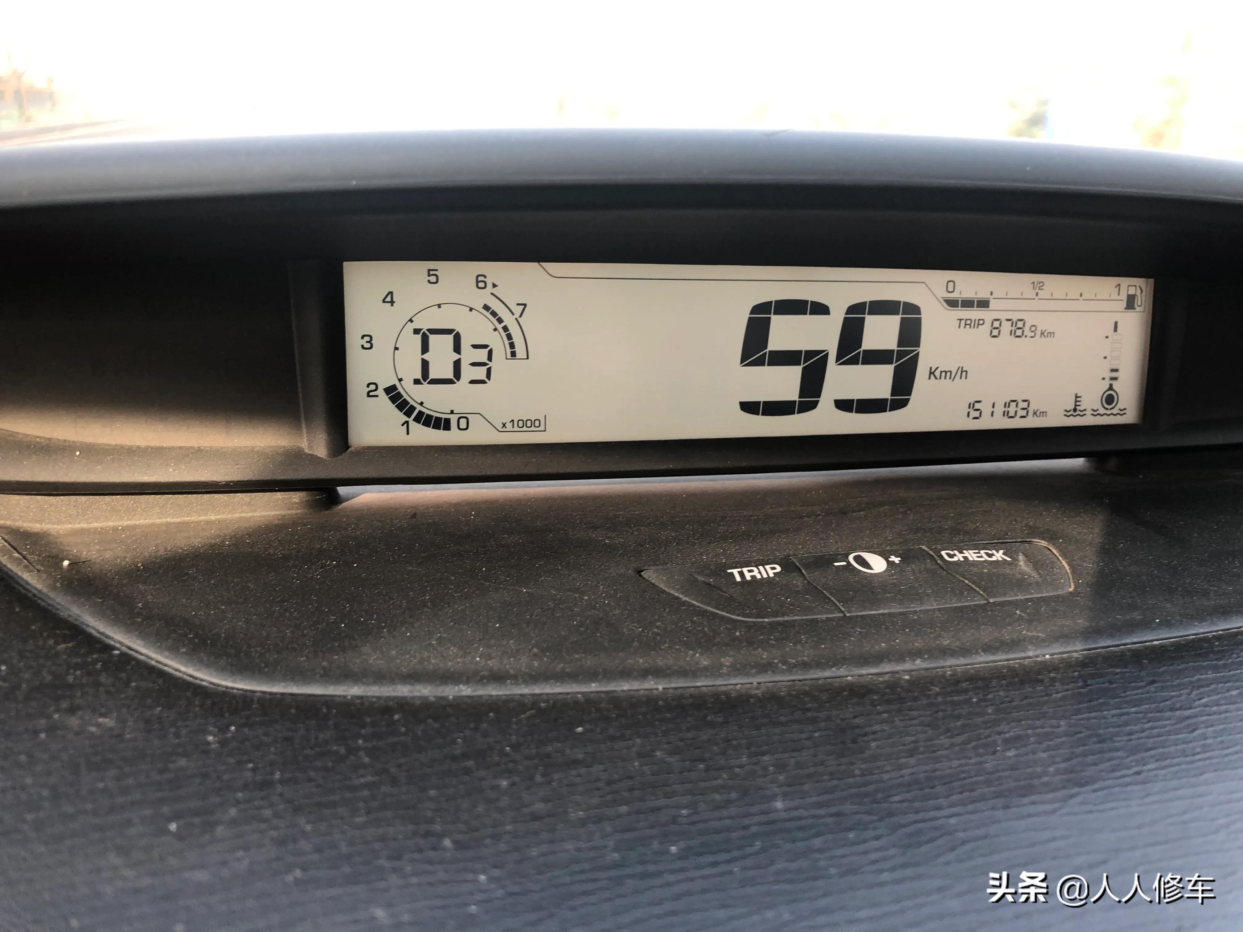 法系车雪花灯闪怎么解决,法系四速变速箱雪花灯闪