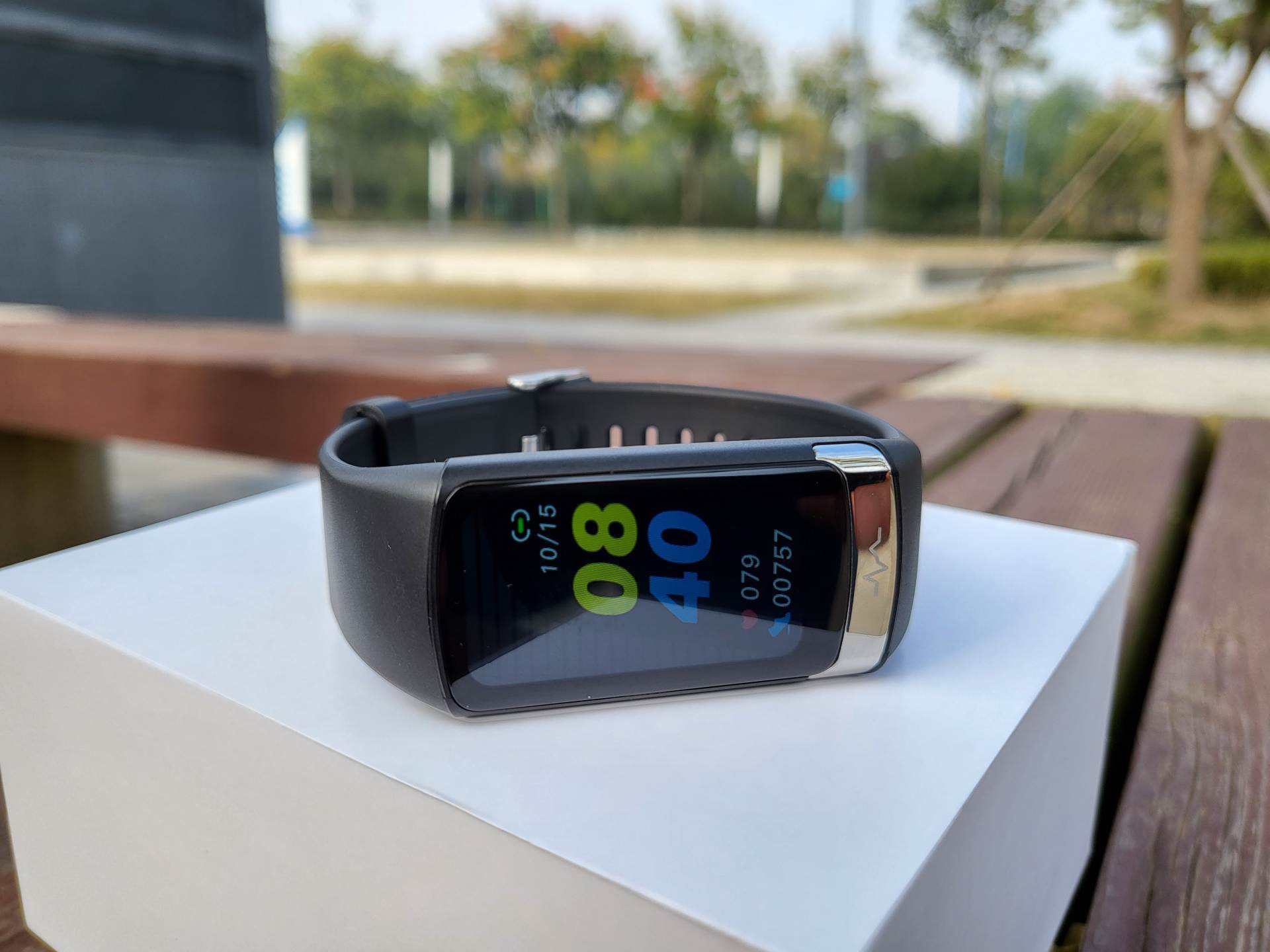 手环健康监测哪款比较好,dido智能手环f50s和r40s区别