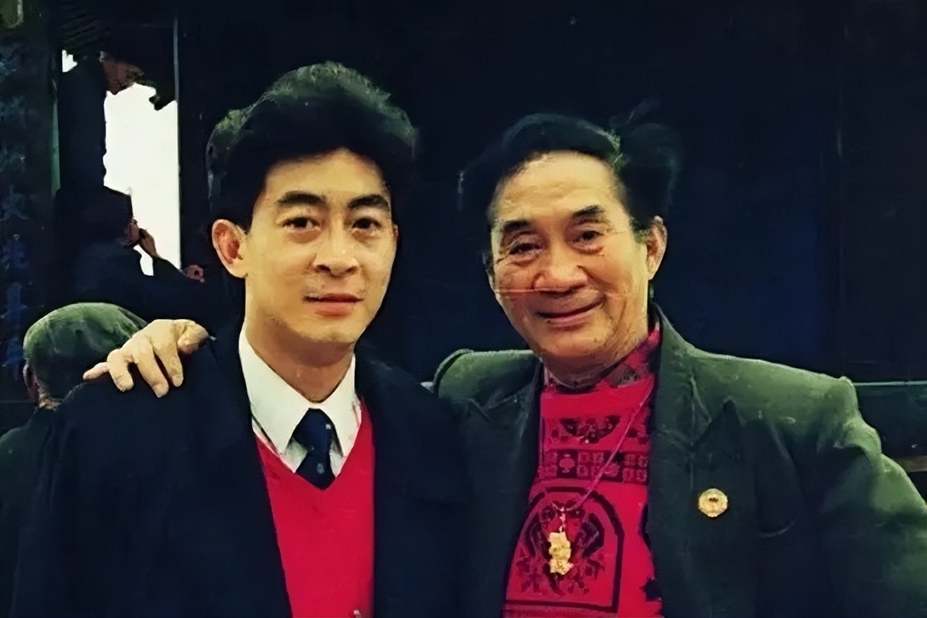 鍏皬榫勭鎶：,鍏皬榫勭鍝伒