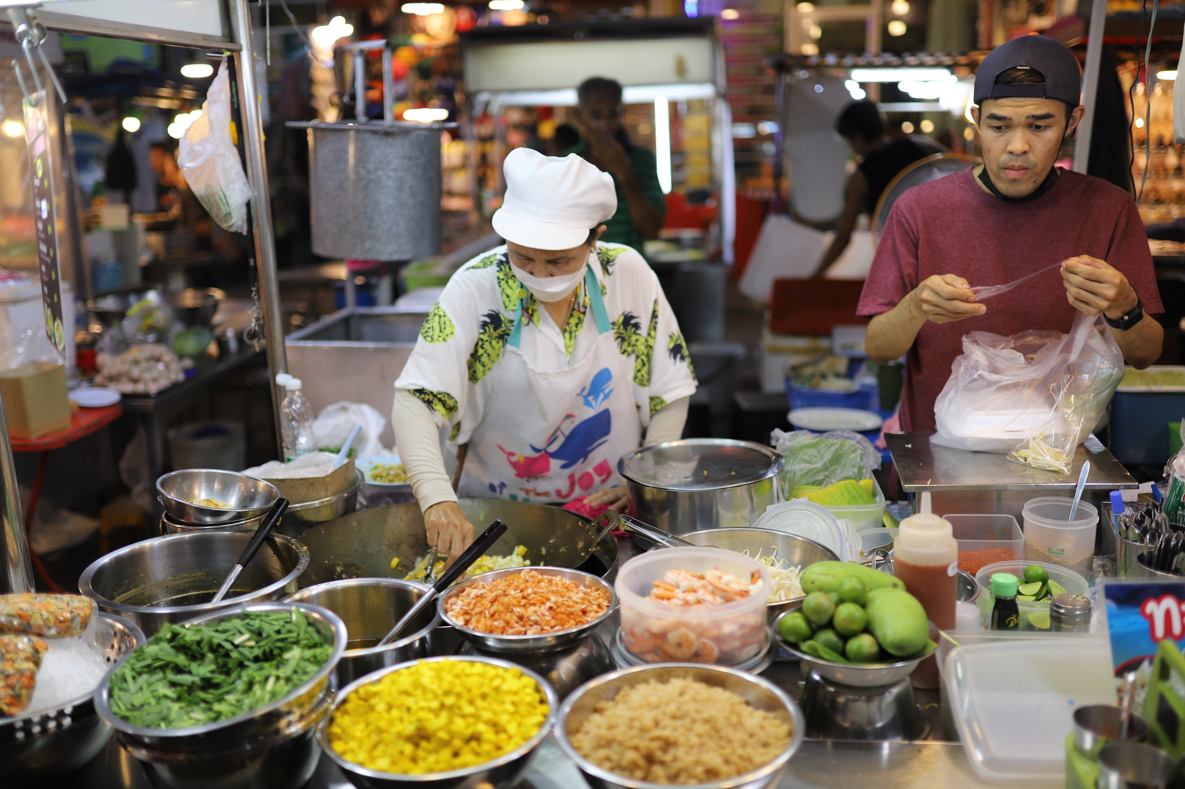 来泰国必去的网红夜市,去泰国玩的夜市叫什么名字
