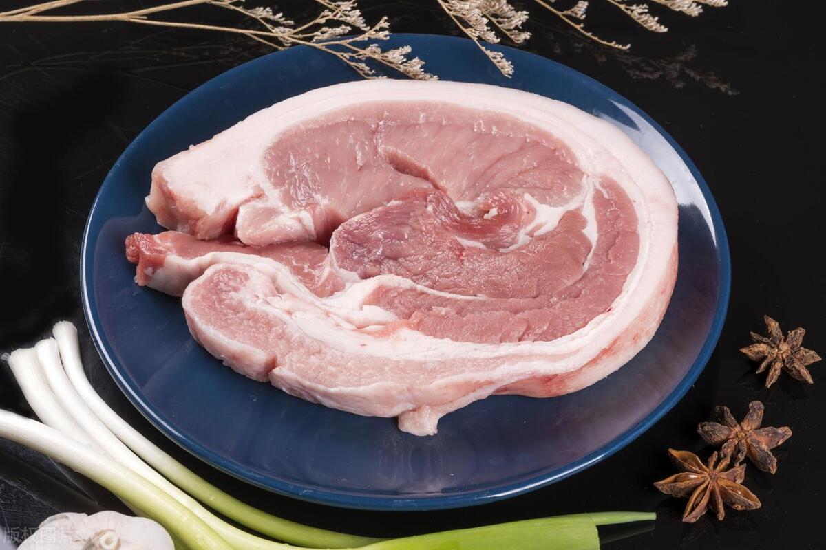 南宁卖猪肉一个月能赚多少,广西卖猪肉一天能赚多少钱