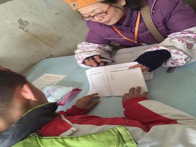 在街头拦截路人进行调查,街头拦截调查应该注意什么