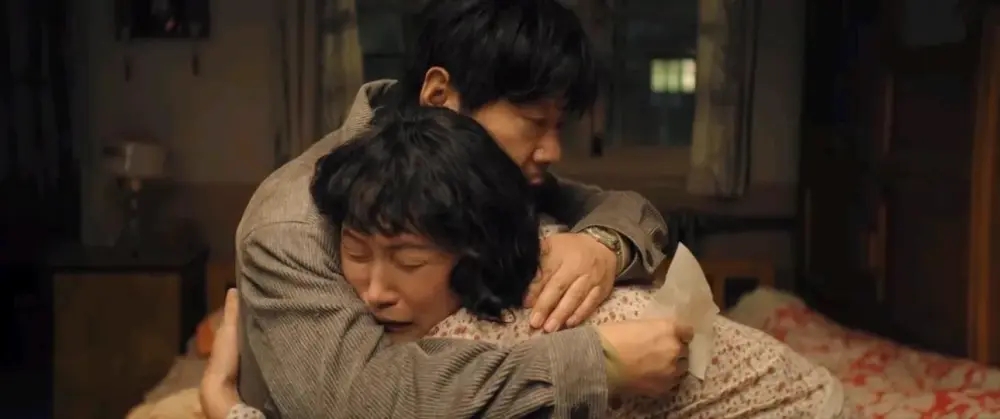 阔别内娱22年，一回归就成“妈圈顶流”，这位“挂历女神”有多牛