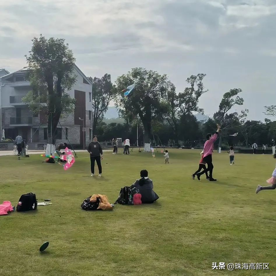 古色古香的明清风格的美食古街,古街古巷古村落风景到此一游