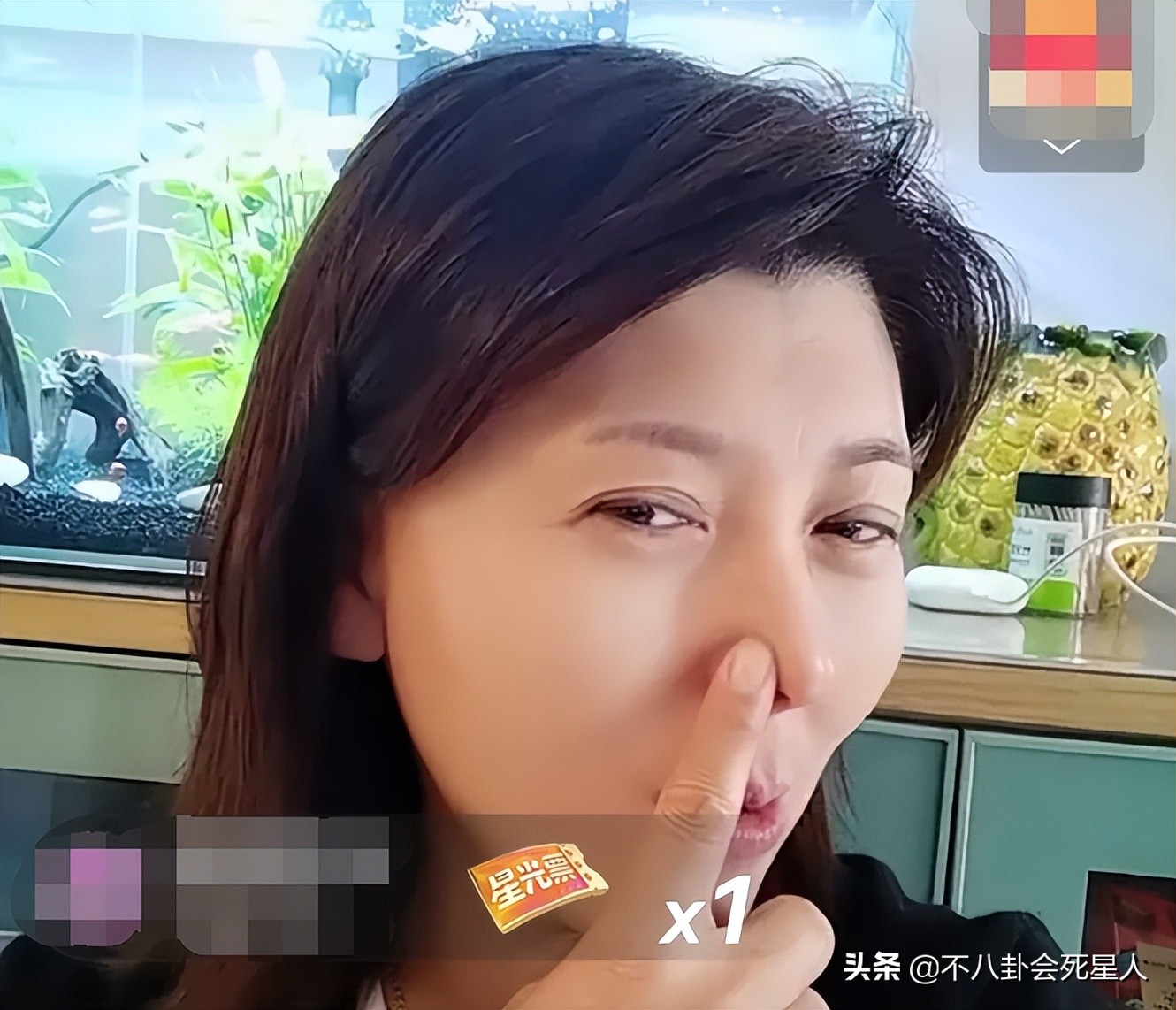 景甜双眼皮调整前后,明星自曝医美