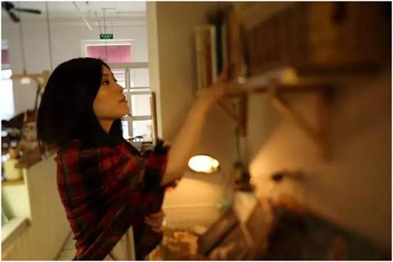 唐恬为陈奕迅写了多少歌,唐恬为陈奕迅写的歌孤勇者