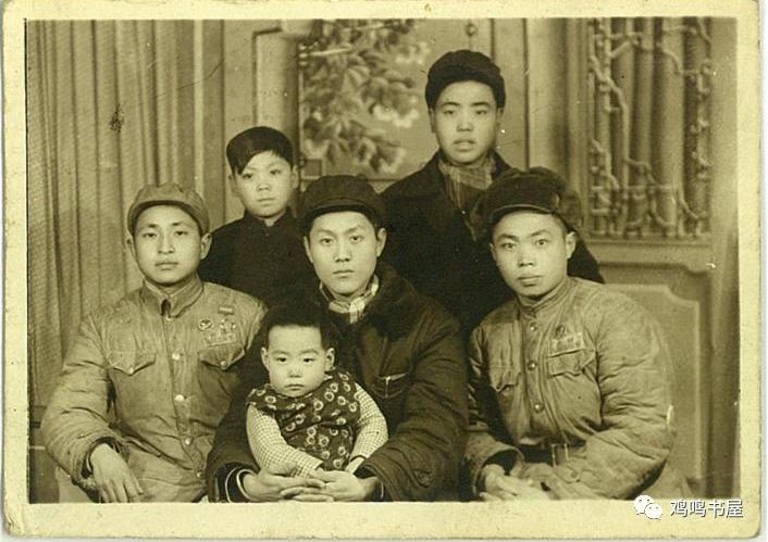 青春许国，无愧、无憾、亦无悔——倾听光荣之家的“烽火记忆”