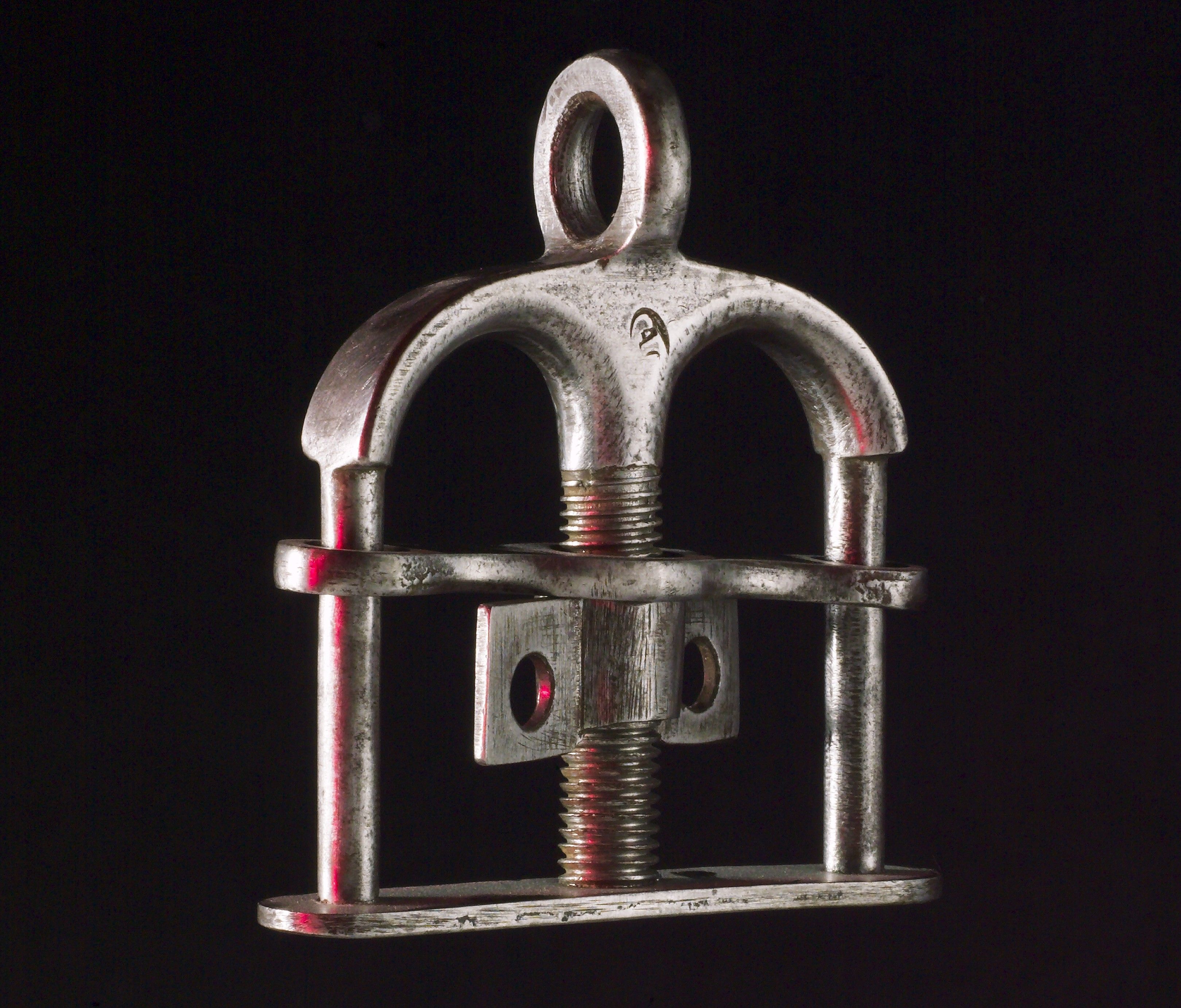 史上最可怕的3种酷刑,最可怕的12种酷刑