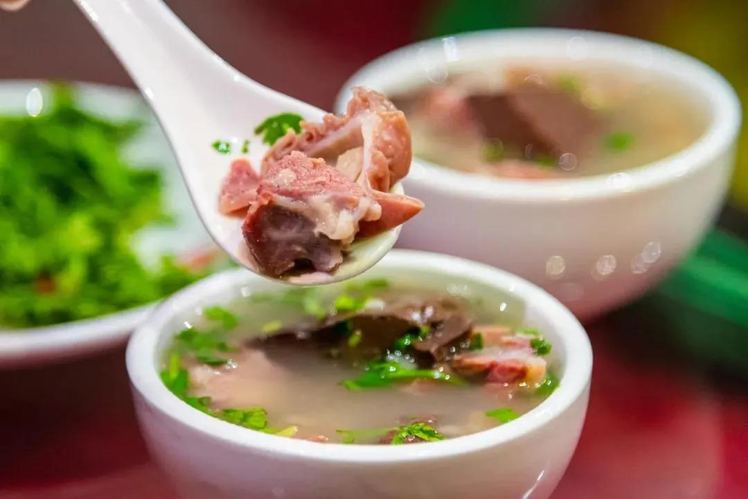 济南夜市网红打卡地点,济南网红打卡地经三路