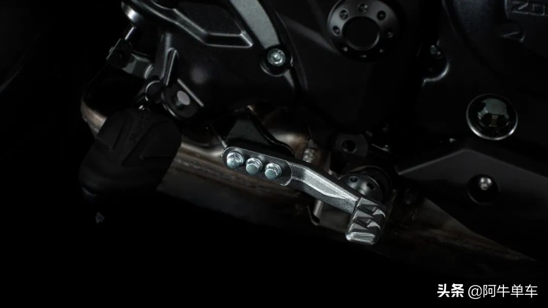 升仕350gk功能配置,升仕gk350节油模式和运动模式