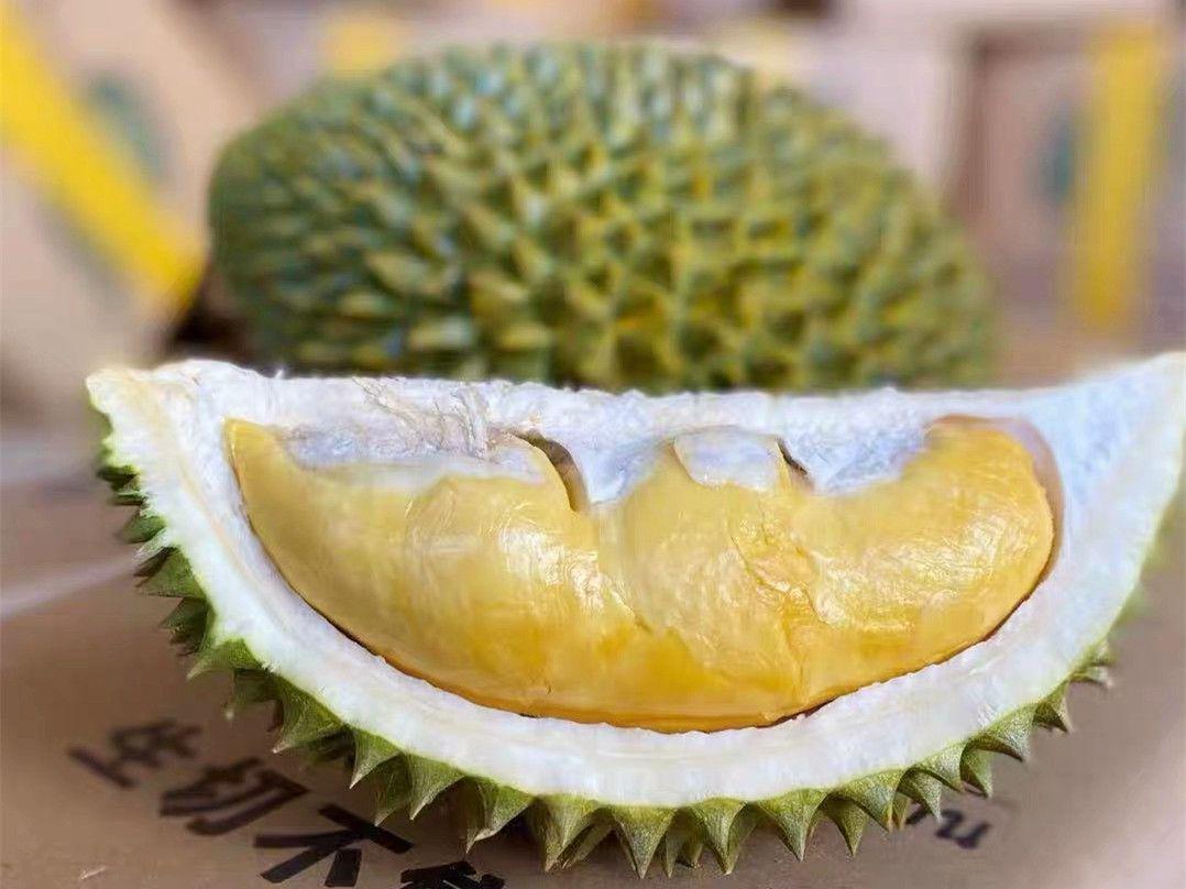 买榴莲买大还是小,如何区分树熟榴莲和普通榴莲