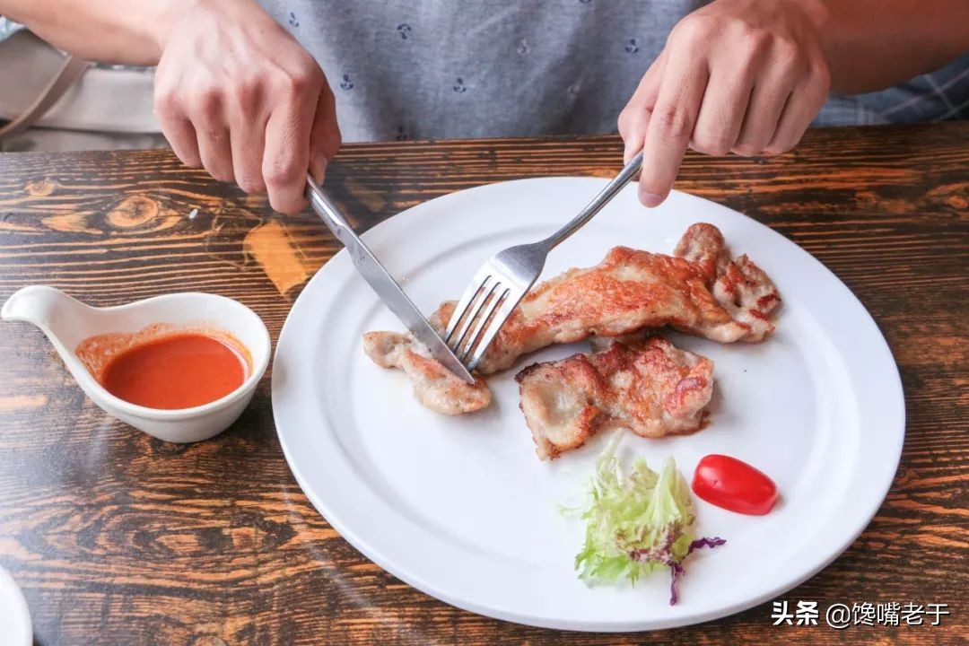 吃西餐时主要注意哪几方面的礼节,吃西餐的时候有什么讲究