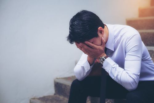 面对日益扩大的代沟父母该怎么办,怎样处理与父母之间的代沟